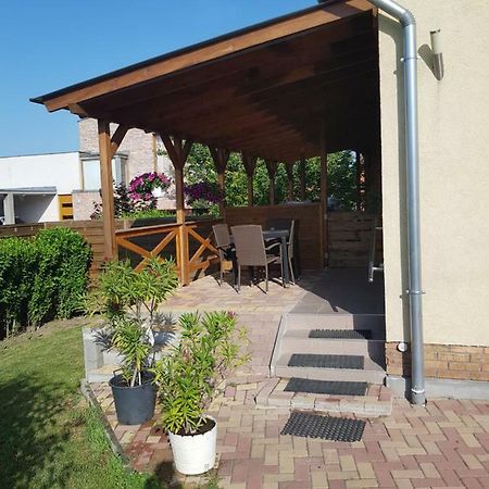 Pagrepe Apartman Balatonvilágos Extérieur photo